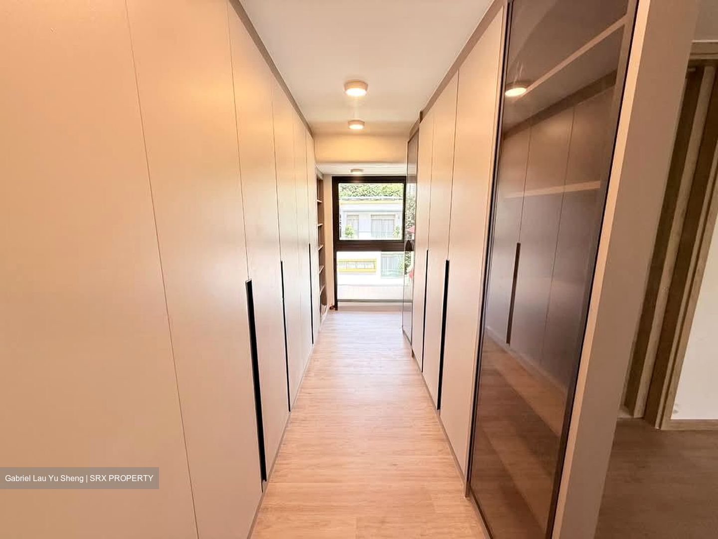 Shrewsbury Road (D11), Terrace #559696211